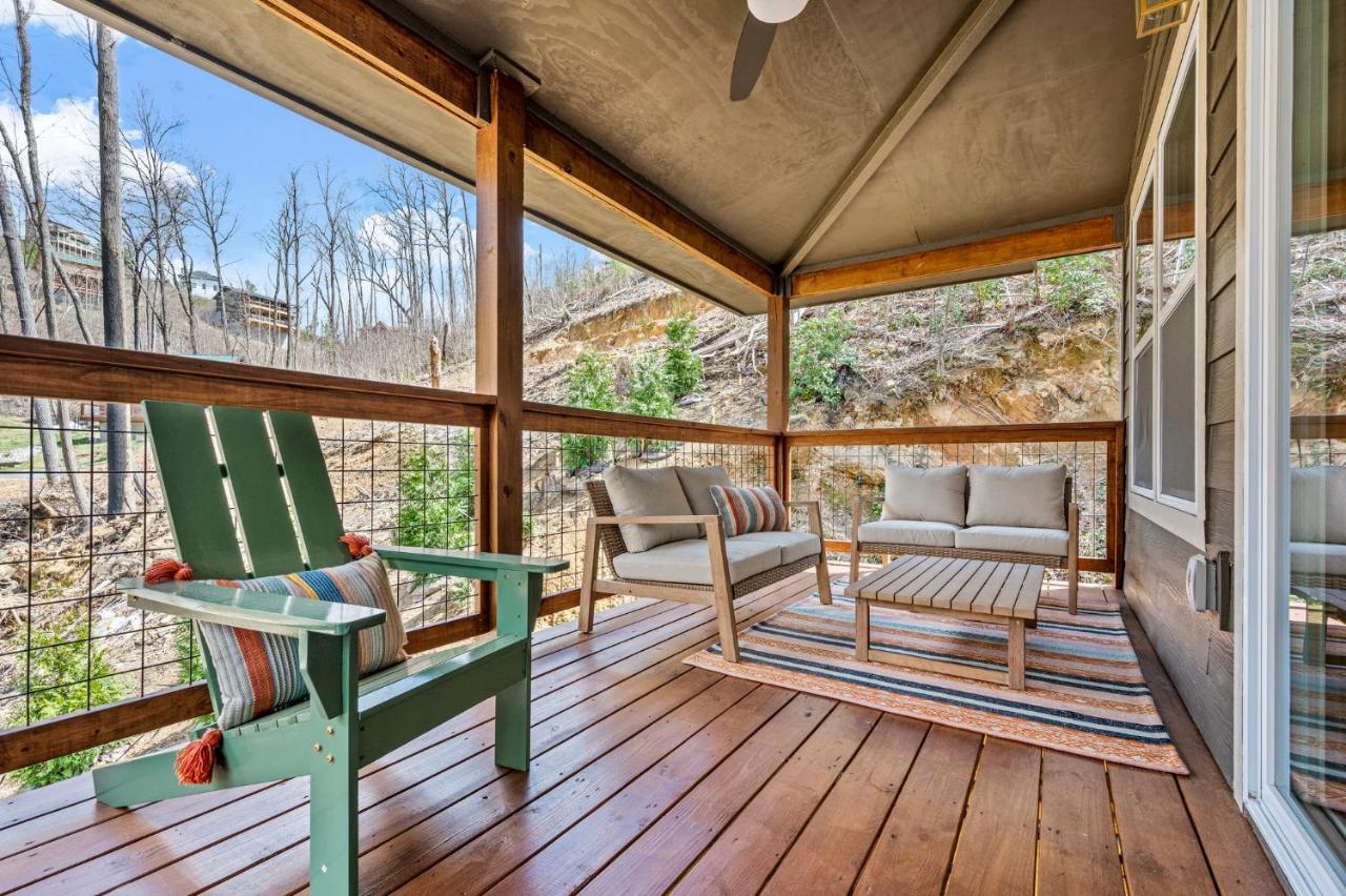 Mins To Gburg Sleeps 8 Hot Tub Arcade Area Pool Villa Gatlinburg Exterior photo