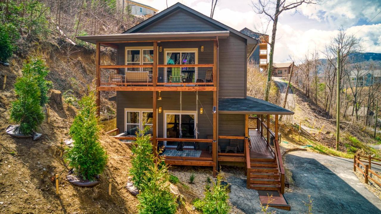 Mins To Gburg Sleeps 8 Hot Tub Arcade Area Pool Villa Gatlinburg Exterior photo