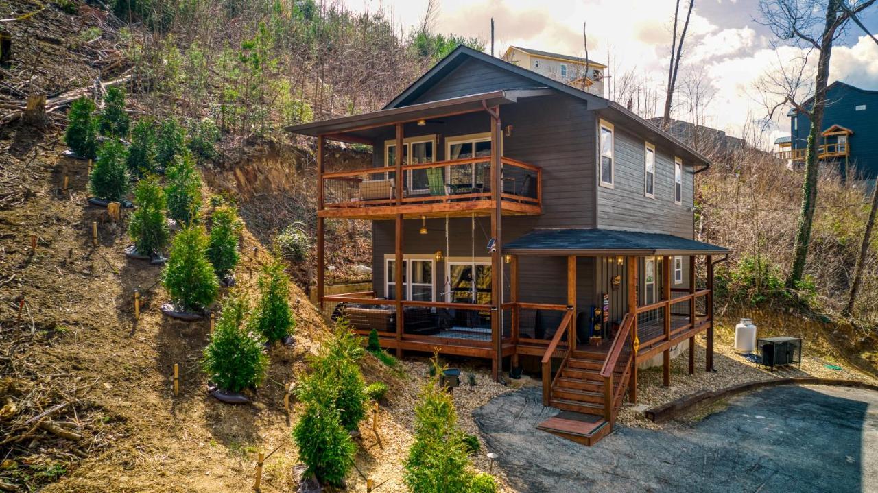 Mins To Gburg Sleeps 8 Hot Tub Arcade Area Pool Villa Gatlinburg Exterior photo